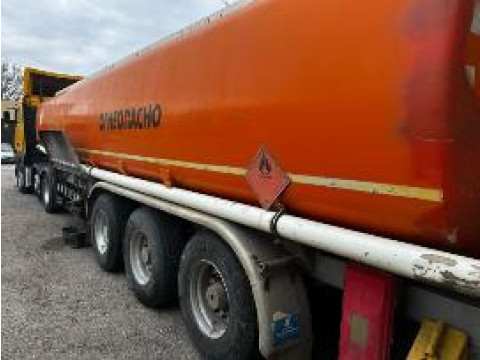 Полуприцеп-цистерна KAESSBOHRER STB 41/10-24, 95859-25